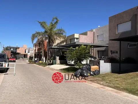 Casa en Venta en Campos De Vuelo, USD 270.000