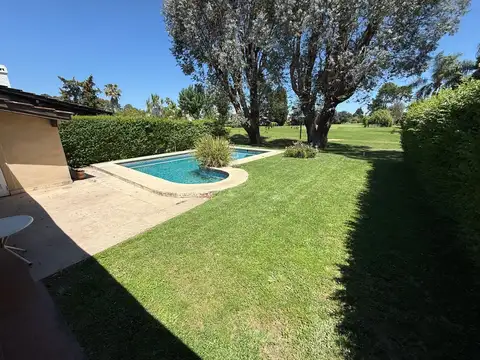 Casa en Alquiler en Indio Cua Golf Club, $ 850.000