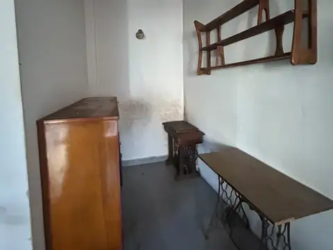 Casa 2 ambientes con 1 baño