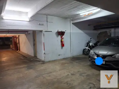 Cochera en venta - 18Mts2 - Parque Patricios
