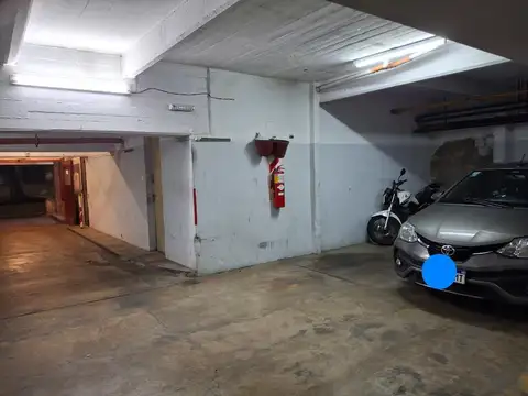 Cochera en venta - 18Mts2 - Parque Patricios