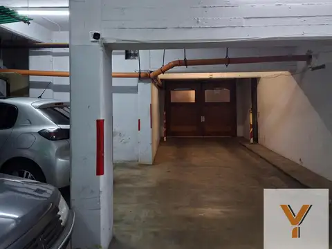 Cochera en venta - 18Mts2 - Parque Patricios
