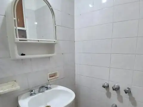 En Venta Depto de 1 amb BAJAS EXPENSAS en San Cristobal
