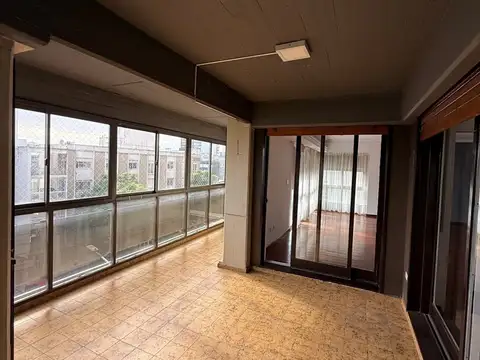 Departamento en Alquiler en Olivos, USD 2.600