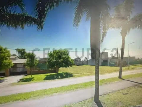 Terreno en Venta 20  mts Frente