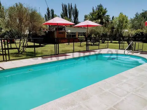 Se alquila salon para eventos o local gastronomico