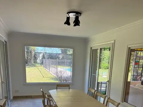 Casa 7 ambientes con 3 baños