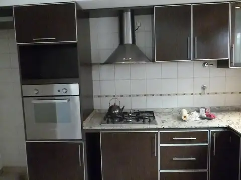 Depto Tipo Casa en Venta con 1 cocheras
