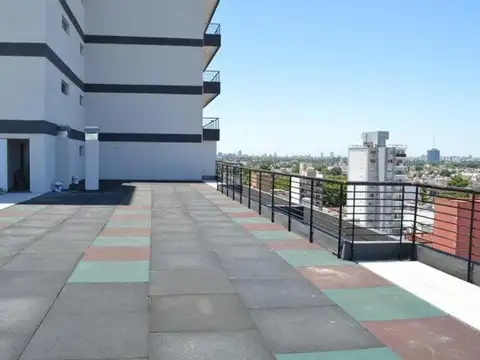 Ayacucho 2100, Piso 12
