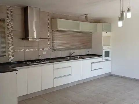 Casa en Venta en Teniente Benjamin Matienzo, USD 82.990