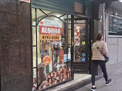 Local en Alquiler Via Pública