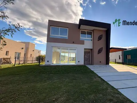CASA A ESTRENAR EN BARRIO SAN FELIPE