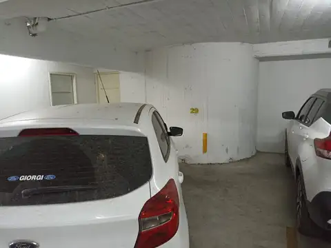 Cochera en Venta con acceso Ascensor