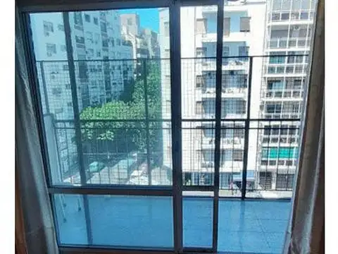 OPORTUNIDAD   EXC DEPARTAMENTO DE 4 AMBIENTES AL FRENTE CON BALCON SOBRE AV CABILDO