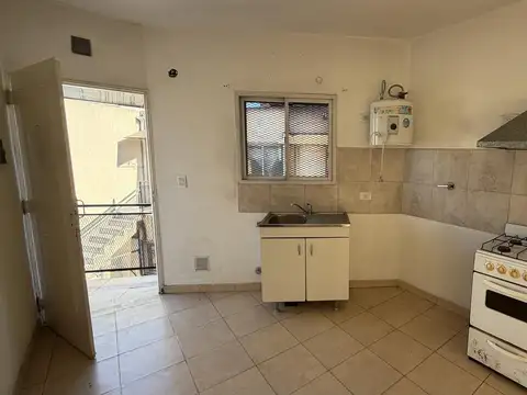 Depto Tipo Casa en Alquiler de 1 dormitorio