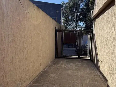 Depto Tipo Casa en Alquiler de 2 ambientes