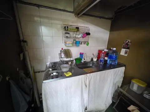 VENTA 2 DEPARTAMENTOS AL PRECIO DE UNO. NO ES APTO VIVIENDA.