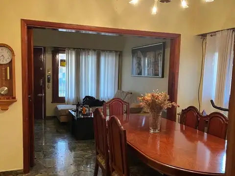 Calle 157 entre 45 y 46 4500