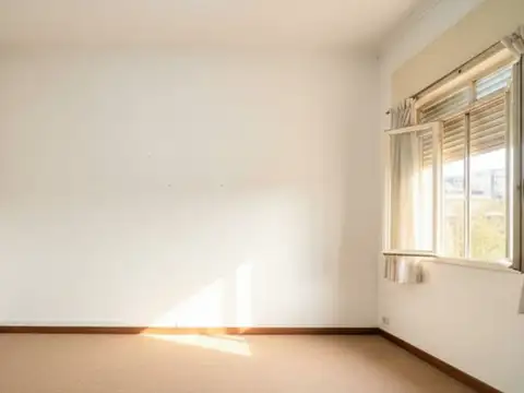 Depto Tipo Casa en Venta 56 años