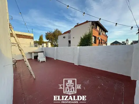 Av. Centenario  y Alsina - PH de 3 amb - Venta - San Isidro