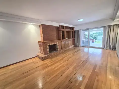 Casa 6 ambientes con 3 baños