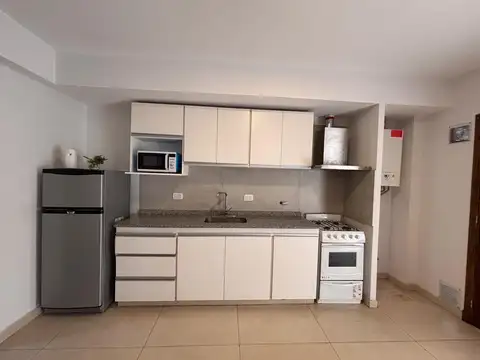 Departamento en Alquiler en Godoy Cruz, $ 850.000