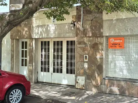 Casa en venta en Barrio Industrial