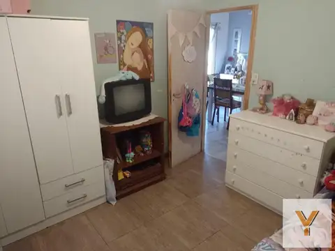 Casa en venta - 2 Dormitorios 1 Baño - 300Mts2 - Los Sauces, General Rodríguez