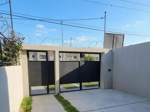 Casa en Alquiler de 3 dormitorios