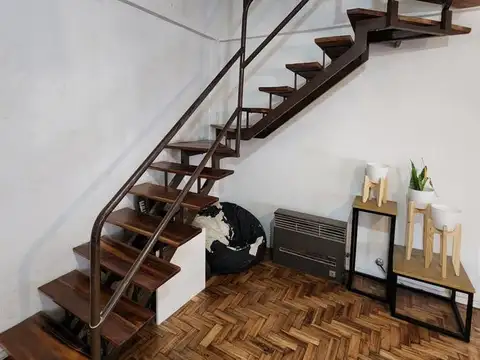 Depto Tipo Casa en Venta de 4 ambientes