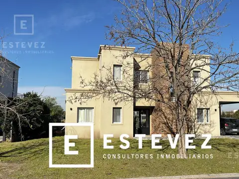 Casa a la laguna, pileta - Barrio Cerrado, Escobar