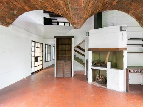 CASA VENTA ITUZAINGO 4 AMBIENTES APTO CREDITO