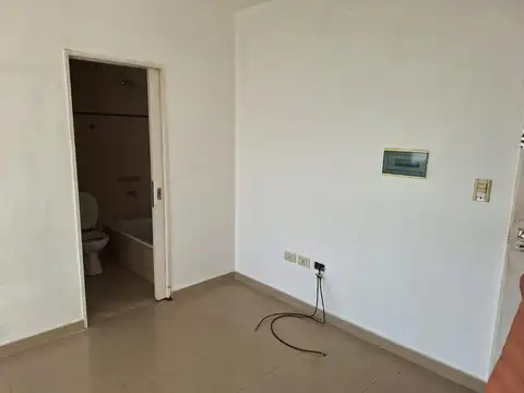 Alsina 1275 , Piso 6