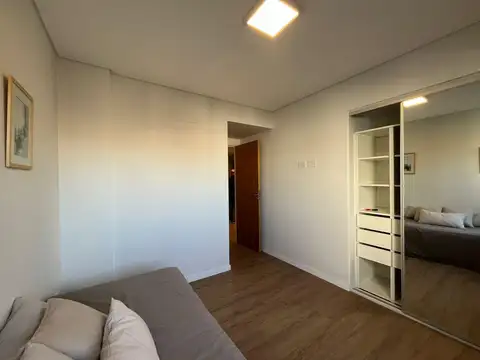 Departamento 6 ambientes con 1 baño