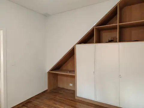 Depto Tipo Casa en Venta al Este