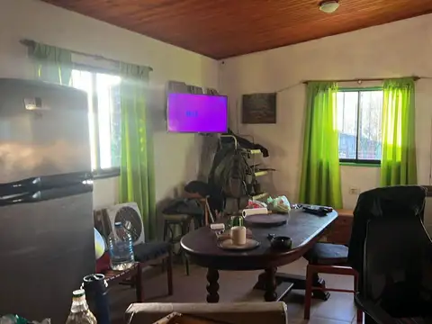 CASA EN VENTA V. GIARDINO C/ TODOS LOS SERVICIOS.