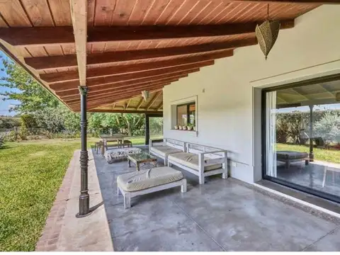 Casa en Venta en Funes Hills Cadaques, USD 550.000