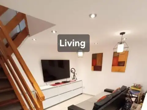 Depto Tipo Casa en Venta al Este