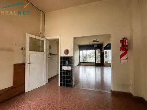 LOCAL COMERCIAL EN VENTA.EXCELENTE UBICACION EN CIUDAD EVITA