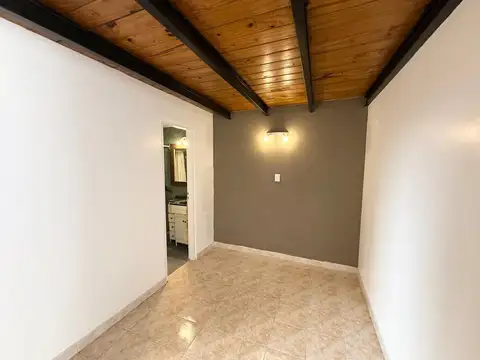 Depto Tipo Casa en Venta 66 años
