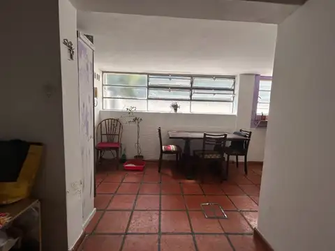 Depto Tipo Casa 2 ambientes con 1 baño
