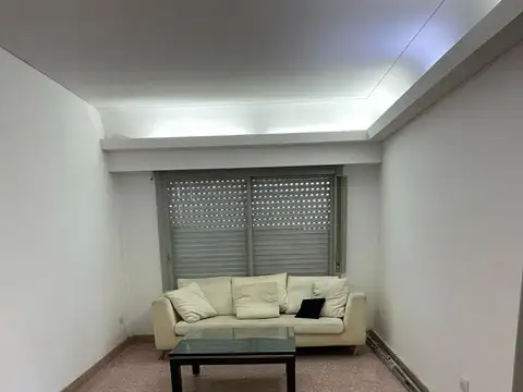 Departamento en Alquiler en Lanús, $ 680.000