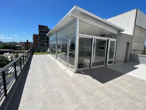 MONOAMBIENTE VENTA SOLARIUM Y PARRILLERO REP. DE LA SEXTA ROSARIO