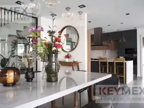 CASA VENTA MUELLES PUERTOS 4 DORMITORIOS 6 BAÑOS PILETA GALERIA  A LAGUNA CENTRAL PARRILLA TERRAZA S