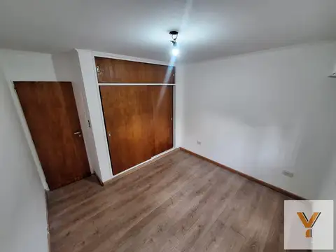 Depto Tipo Casa en Alquiler de 1 dormitorio