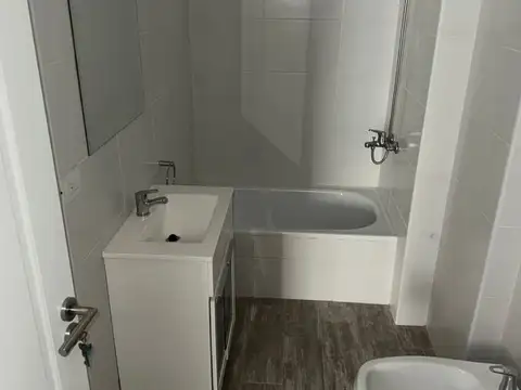 Departamento en Alquiler en Flores, $ 730.000