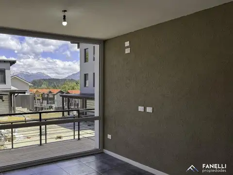 VENTA departamento 3 amb a estrenar  . Villa La Angostura