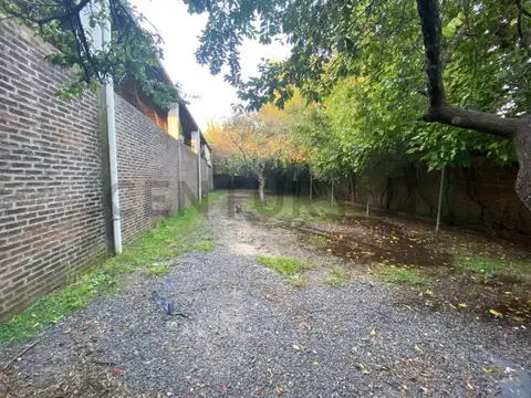 Lote/galpón en venta en Berisso
