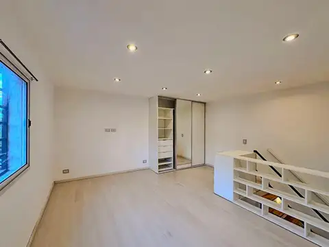 Departamento en Alquiler con 1 cocheras