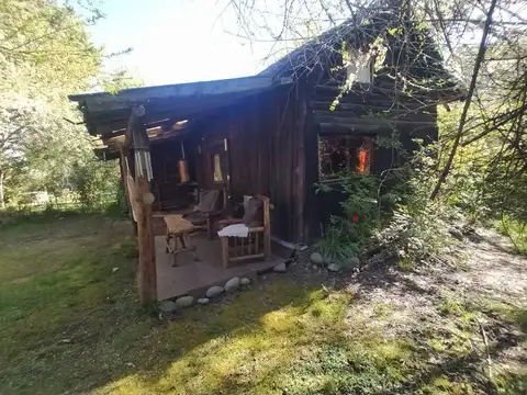 Oficina 8 ambientes con 5 baños